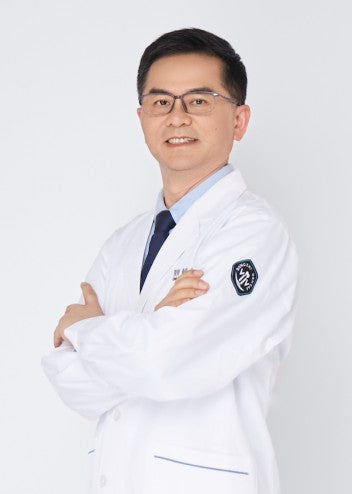Dr. Li Qiang